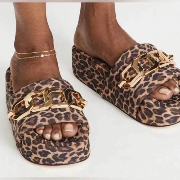 Good American Other - NWOB Good American Zoey Chain Platform Slides Leopard Size 4